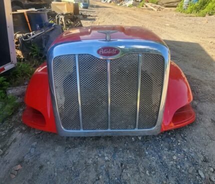 Peterbilt hood